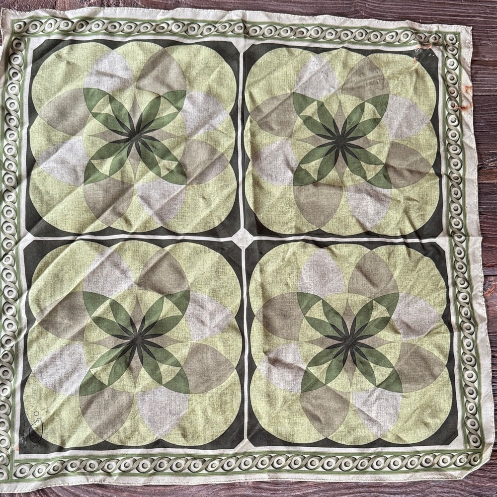 Oscar Del a Renta silk geometric green silk floral scarf